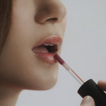 PAÑPURI デュオセット〈ハンドクリーム×リップ〉。香りを選んで贈れるギフトセット。軽やかにうるおうハンドクリームと艶めくリップオイル、ポーチ付き。